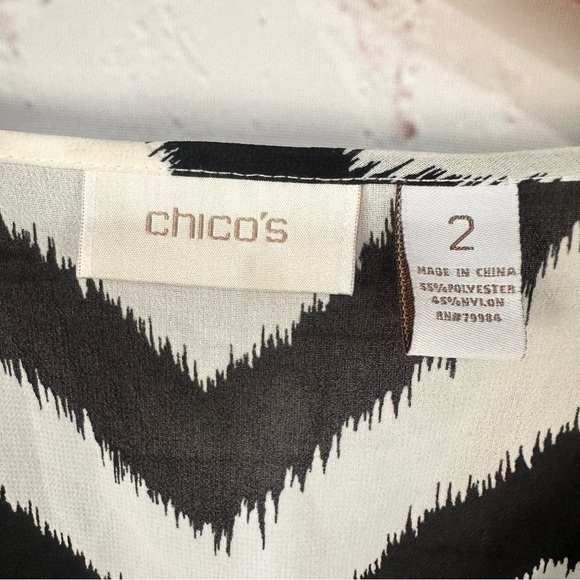 Chicos women’s top blouse tunic shirt black white chevron zig zag flowy summer - Picture 6 of 7